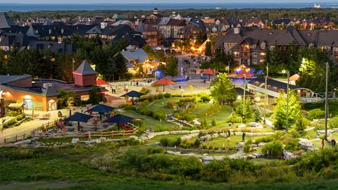 Blue Mountain Adventure Park at Night