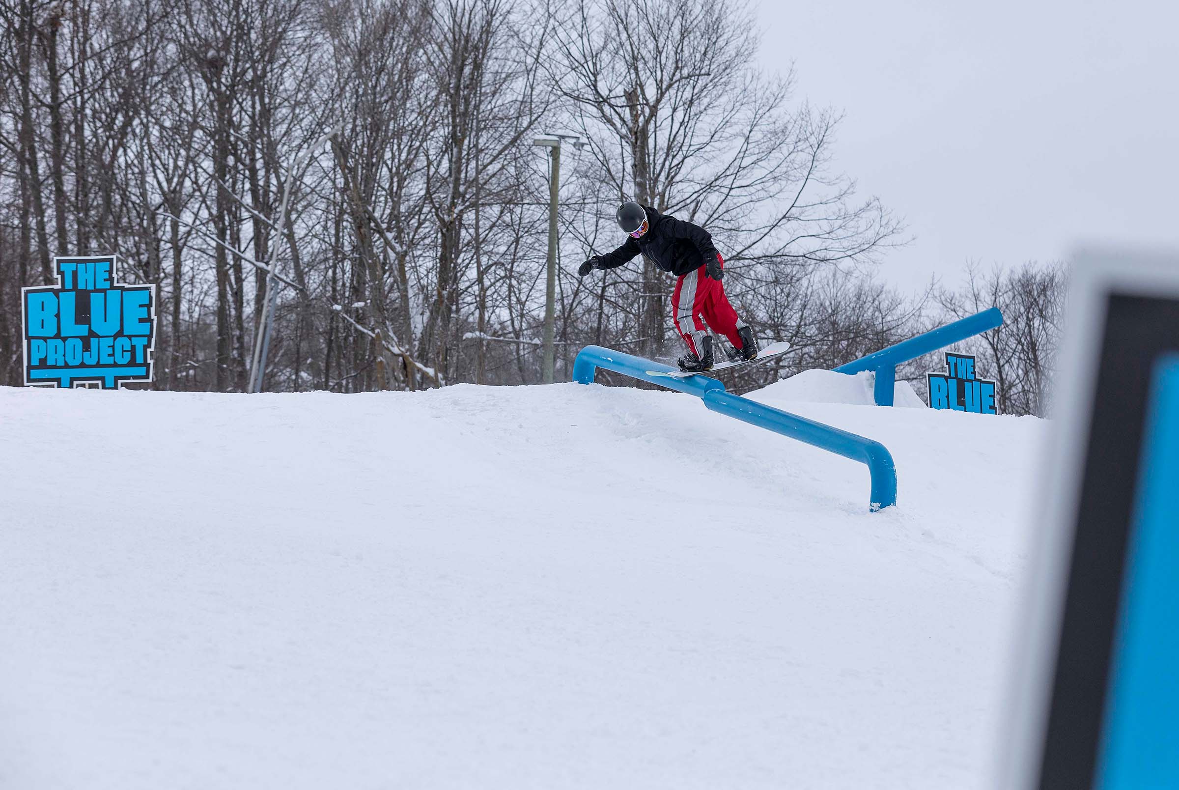 blue mountain snowboarding